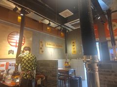 -肉甲韩国木炭烤肉(新壹街1店)