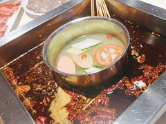 -二荆条·蜀鲜汇城市森林火锅