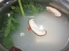 -百品聚旋转火锅(万德庄店)
