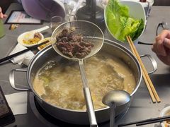 -官塘陈记鱼生·潮汕砂锅粥·牛肉火锅(潮枫路总店)