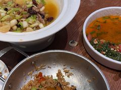 -老滇山寨•云南特色菜•地方菜•民族风情歌舞表演(金碧店)