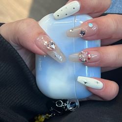 -爱纶美·美甲美睫半永久