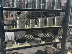 -万润国际酒店用品市场(曹安国际商城店)