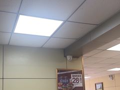 -华莱士·全鸡汉堡(济南大明湖店)