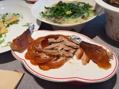 招牌香酥烤鸭-秀儿四九城·新京菜(亚运村鸟巢店)