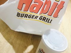 -The Habit Burger Grill 哈比特汉堡(爱琴海店)
