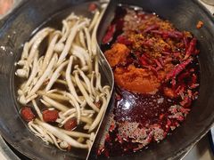 -憨铁匠老火锅(龙岗万科里店)