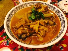 拆骨肉炖茄子-闯关东东北农家菜(崂山石老人店)