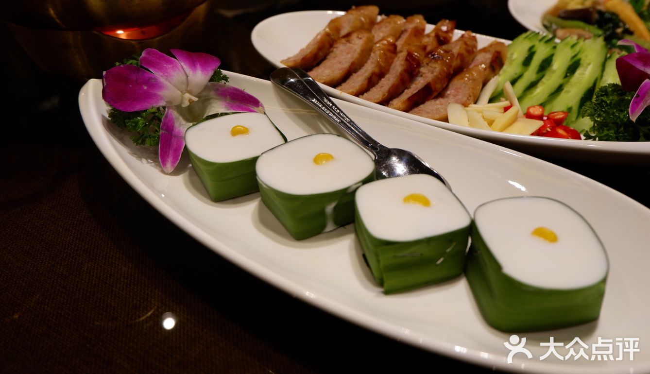 这家泰餐【吃饭泰餐厅】很好吃，周四双人餐有半价活动！ 