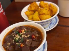 -炉小二铜锅牛蛙•川湘菜(三里屯店)