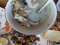 -美顺香食府鱼头老店(雪野湖店)