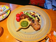 -JINNS锦时 steak&pizza(浸信会礼拜堂旧址店)