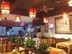 大堂-陈寔包子王·卤煮小肠·京味小吃(龙潭店)