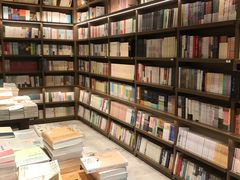 -凤凰国际书城(凤凰广场店)
