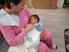 -爱的果实月嫂育婴师(世纪东方店)