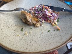 烤鸡配沙拉-THE CANNERY&JUJU 新鲜海鲜·牛排美食酒廊