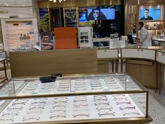 -财贸眼镜(国贸店)