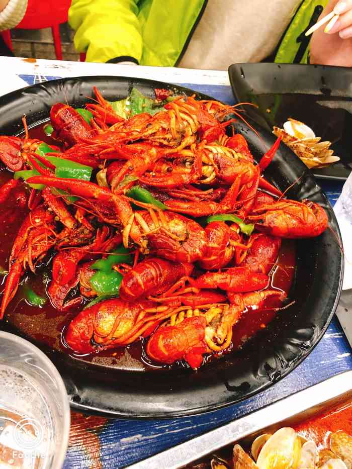 小杨龙虾馆(罗秀路店)-"住附近的同事极力推荐这家,果然不负所望;.