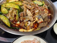 -周良天山牛杂城(天山路总店)