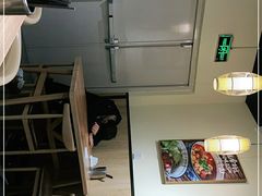 大堂-西北杂粮筐凉皮大王(龙湖·北城天街购物广场店)