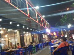 -牛一煲美食(江高店)