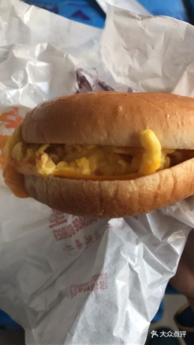 麦当劳(虎坊路店)吉士炒双蛋堡图片