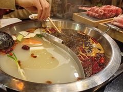 -百年川椒重庆老火锅(光谷店)