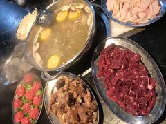 -牛一煲美食(江高店)