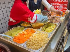 -三兄弟高炉烧饼