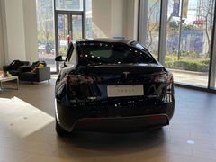 -TESLA 特斯拉(上海太古汇体验店)