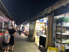 -大学城夜市大排档(凤栖路店)