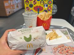 -麦当劳(东大桥店)