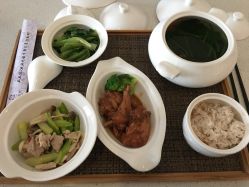 点击看大图 晚餐-爱悦月子中心·时光(武侯店)