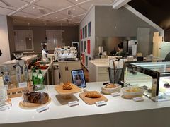 -潮一不贰·法式甜品·生日蛋糕·西式简餐(外滩店)