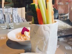 -穹六人间 people 6(岳阳路店)