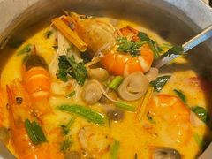 冬阴功-大头虾越式风味餐厅(光明广场店)