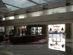 -珠海拱北口岸希尔顿欢朋酒店