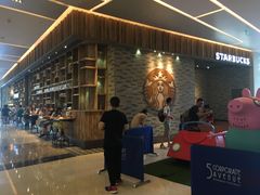 等位区-星巴克臻选(湖滨道店)