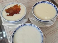 -周大娘牛乳(旧寨古村总店)