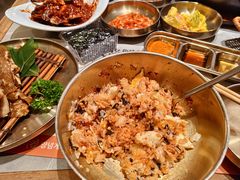 -草家酱蟹炭火烤肉店(珲春南路一店)