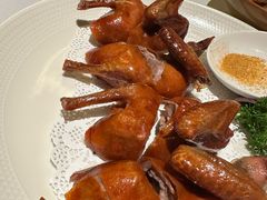 脆皮乳鸽-荣兴酒家(徐家汇店)