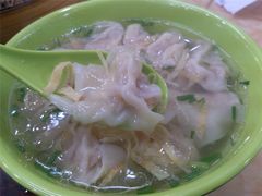 鲜肉小馄饨-珊珊小笼馆(仙霞路店)