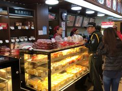 -红宝石·鲜奶小方·海派西点房(南丹店)
