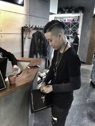 张瑜作品-霓·Hair