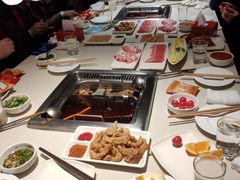 -海底捞火锅鲜切牛肉主题店(长寿路店)