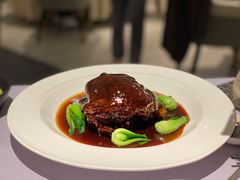 走油蹄膀-屋里厢上海菜馆
