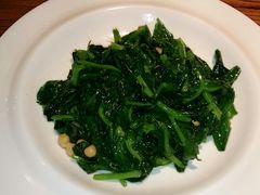 小老窖嫩豆苗-阿里家·新疆烤肉酒場 by MIG