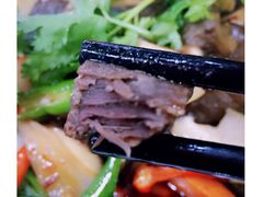 -乡土特色.冷锅鱼.牦牛肉汤锅