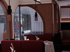 -阿妮叶李(光谷世界城店)