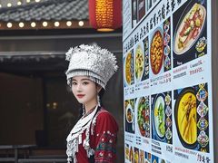 -梭布垭石林景区